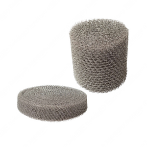 Edelstahlgewebe in 50 mm und 150 mm Breite zur professionellen Schädlingsprävention. Robustes, rostfreies Drahtgewebe zum sicheren Verschließen von Ritzen, Spalten und Hohlräumen. Ideal zum Schutz vor Nagern, Insekten und Vögeln in Gebäuden, Lagern, Küchen und Lebensmittelbetrieben.